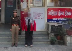 Photo of घर में रहती थी बस औरतें, पुलिस ने टेढ़ी की आंख, दारोगा ने खटखटाया दरवाजा, नजारा देख उड़े होश