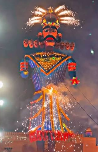 दशहरा 20 या 21 अक्टूबर… कब मनाया जाएगा?जानें विजयादशमी की सही तारीख, पूजा का शुभ मुहूर्त और रावण दहन का समय